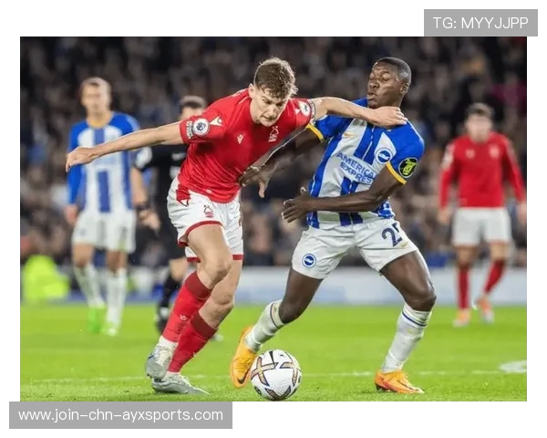 纽卡斯尔抢断反击的效率极高，阿尔米隆劲射稍偏